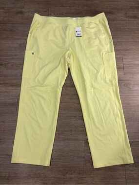 NWT FIGS Cairo Straight Leg Cargo Scrub Pants Yellow Size 4XLT